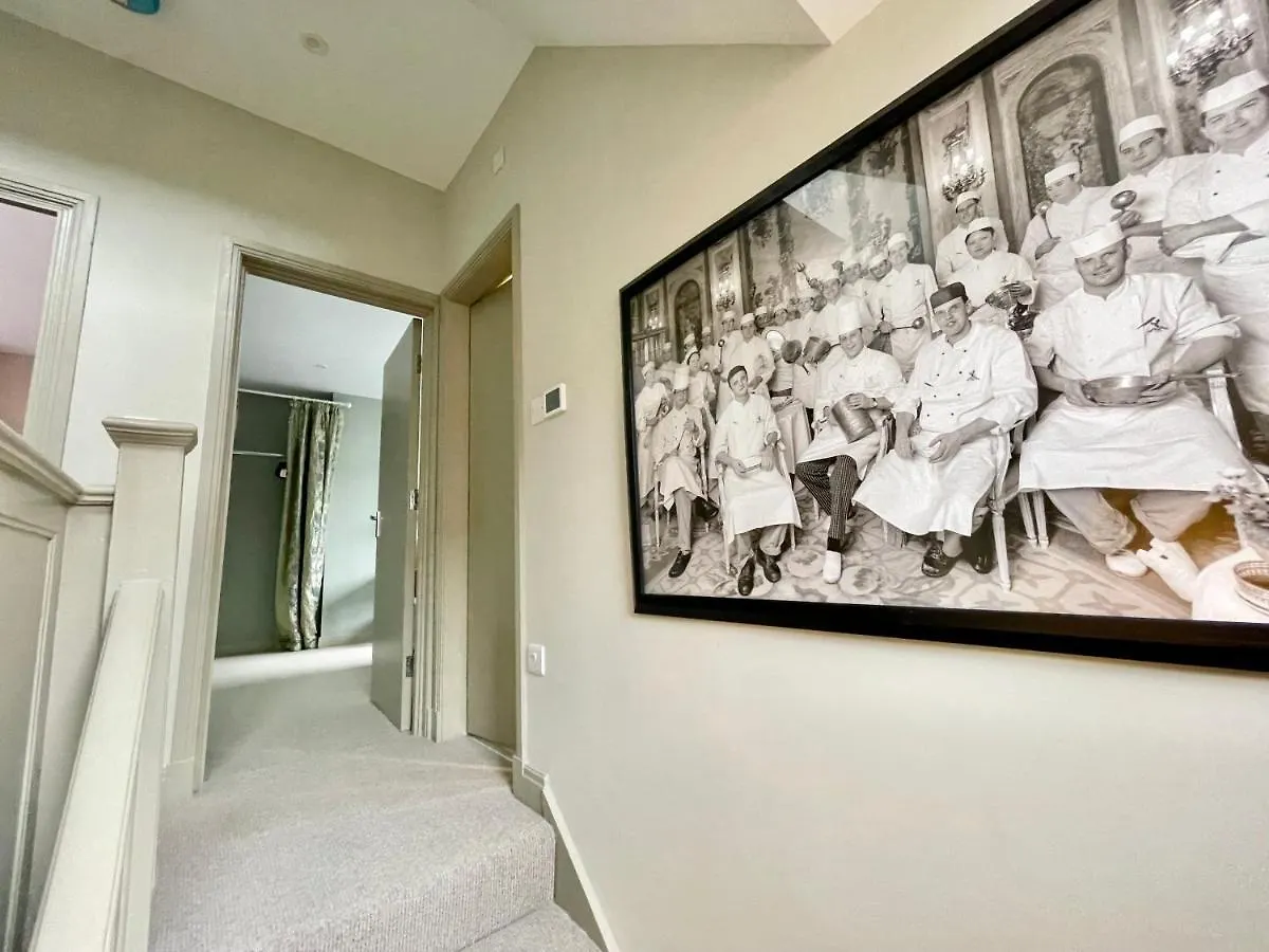Central Townhouse With Free Off Road Parking And Garden York Storbritannien